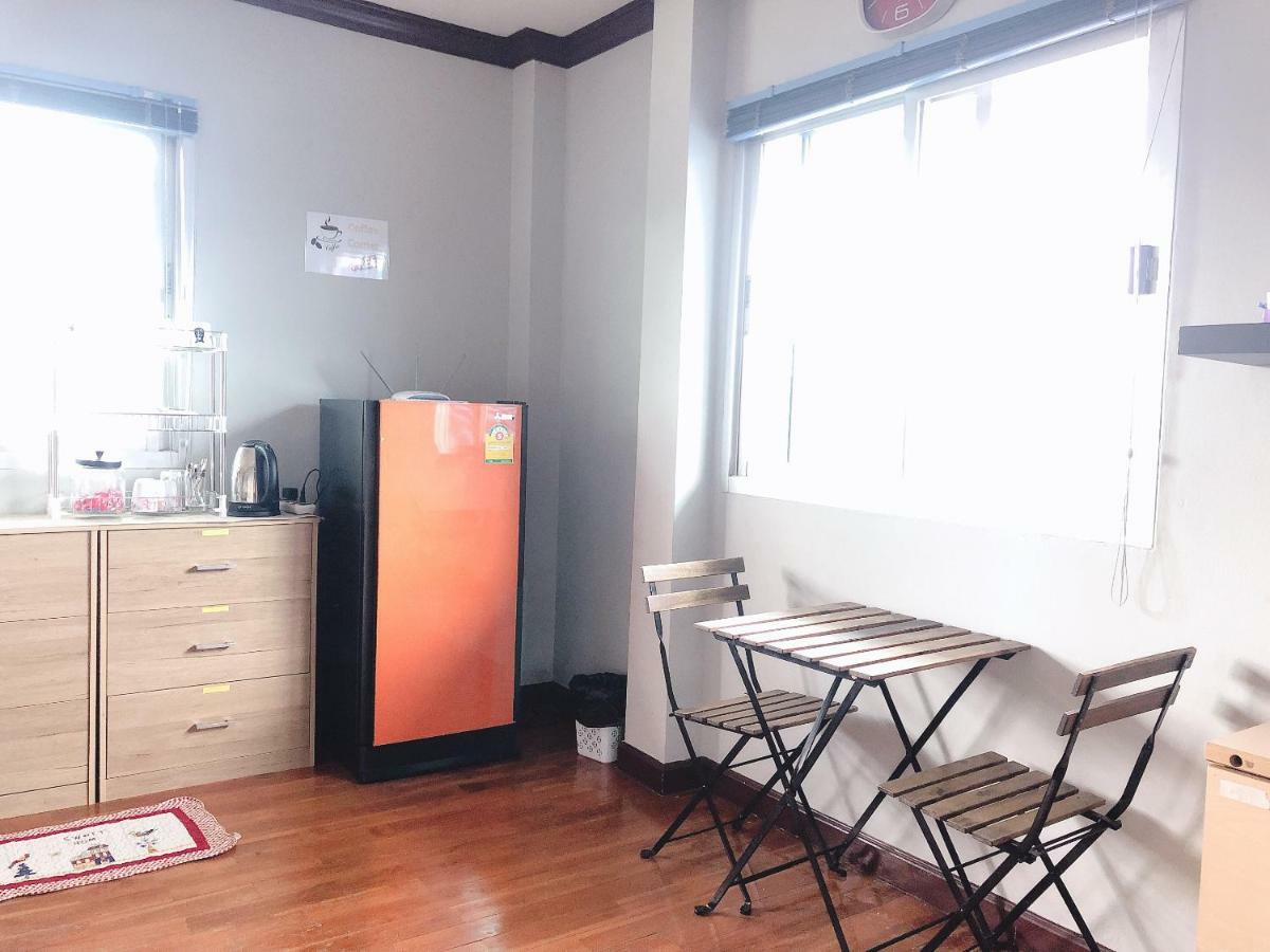 24 Hostel Donmuang Bangkok Zewnętrze zdjęcie
